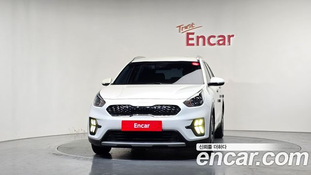 Kia Niro 1.6 HEV Prestige 2022 — фото 3