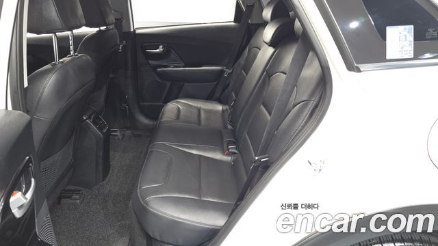 Kia Niro 1.6 HEV Prestige 2022 — фото 11