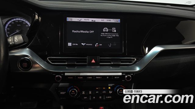 Kia Niro 1.6 HEV Prestige 2022 — фото 13