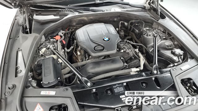 BMW 5 Series (F10) 520d 2015 — фото 6