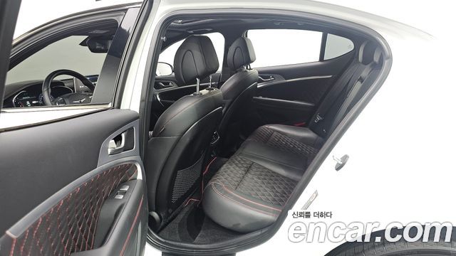 Genesis G70 2.0T Sport Package 2019 — фото 16