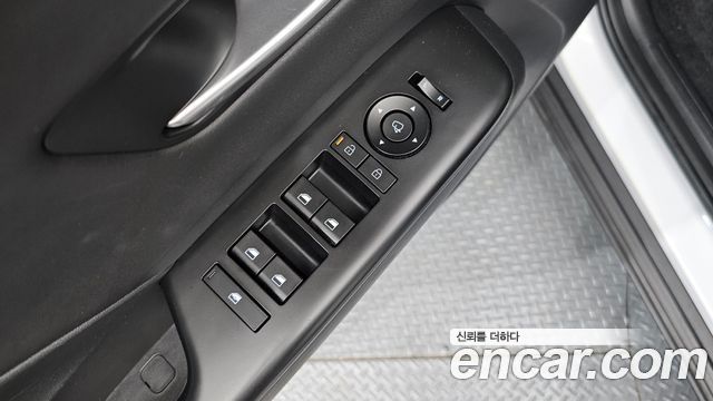 Hyundai Kona (SX2) Gasoline 1.6 Turbo 2WD Modern 2023 — фото 12