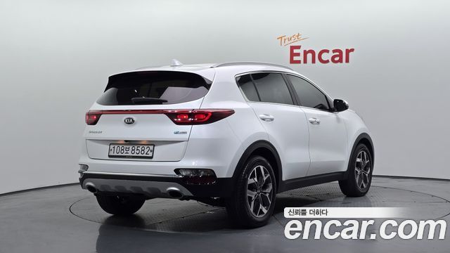 Kia Sportage The Bold Diesel 2.0 2WD Prestige 2020 — фото 2