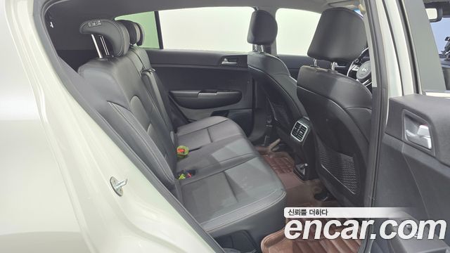 Kia Sportage The Bold Diesel 2.0 2WD Prestige 2020 — фото 11