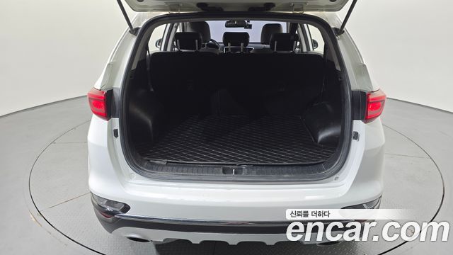 Kia Sportage The Bold Diesel 2.0 2WD Prestige 2020 — фото 18