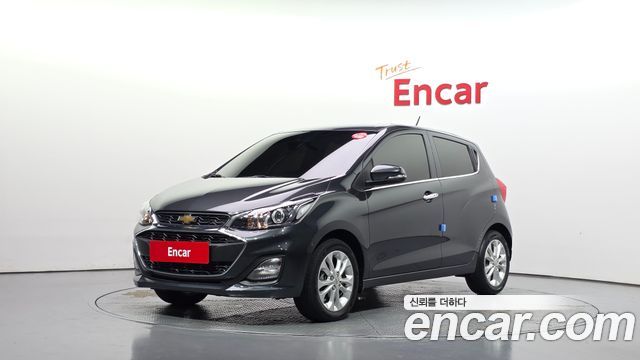 Chevrolet Spark Premier 2022 — фото 1