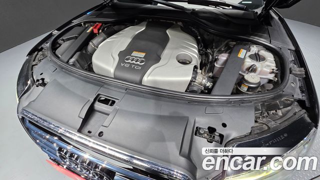 Audi A8 3.0 TDI Quattro LWB D4 2014 — фото 6