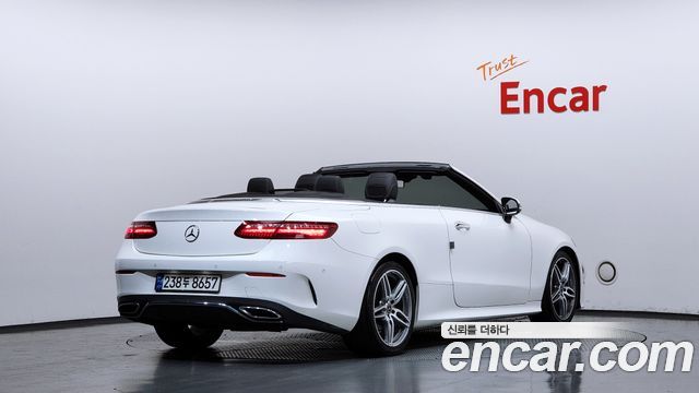 Mercedes-Benz E-Class (W213) E220d Cabriolet 2018 — фото 2