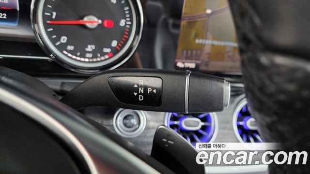 Mercedes-Benz E-Class (W213) E220d Cabriolet 2018 — фото 9