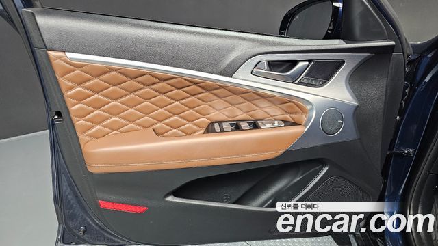 Genesis G70 2.2D Elite 2019 — фото 24