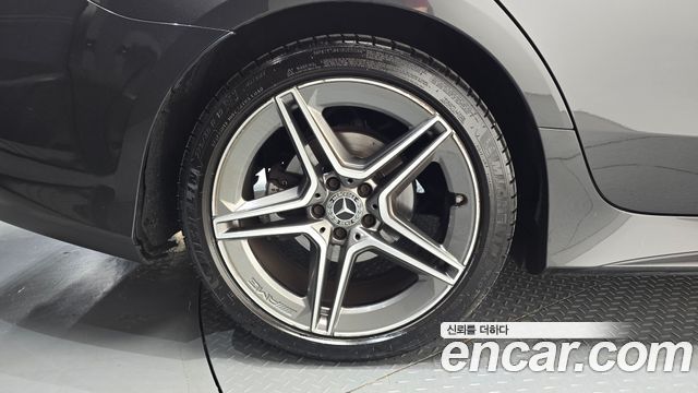 Mercedes-Benz CLS-Class (C257) CLS300d AMG Line 2019 — фото 5