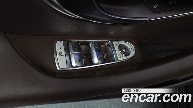 Mercedes-Benz CLS-Class (C257) CLS300d AMG Line 2019 — фото 36
