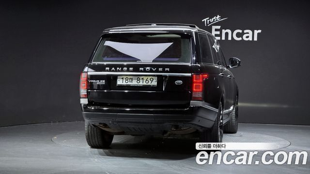 Land Rover Range Rover (IV) 4.4 SDV8 Vogue SE DIESEL 2015 — фото 4