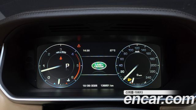Land Rover Range Rover (IV) 4.4 SDV8 Vogue SE DIESEL 2015 — фото 8