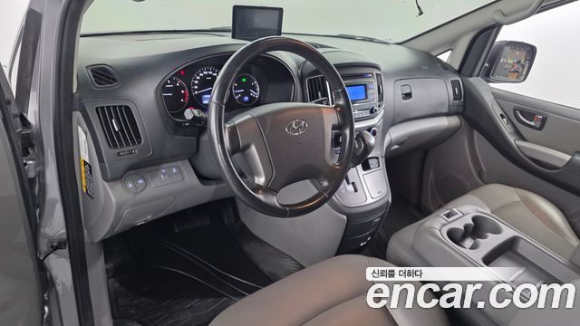 Hyundai Grand Starex Van 3-Seater Smart 2021 — фото 7