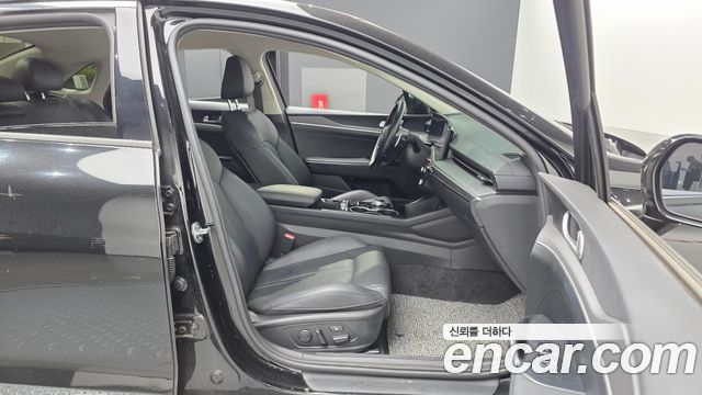 Kia K5 (III) 2.0 Prestige 2024 — фото 11