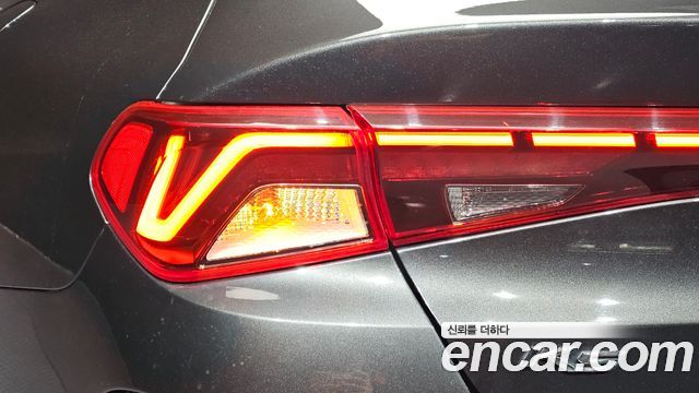 Kia K5 (III) 1.6 Turbo Signature 2021 — фото 23
