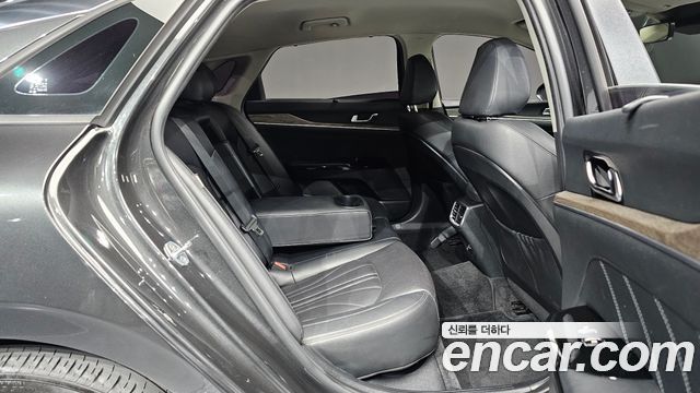 Kia K5 (III) 1.6 Turbo Signature 2021 — фото 30