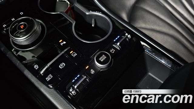 Kia K5 (III) 1.6 Turbo Signature 2021 — фото 31