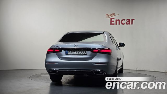 Mercedes-Benz E-Class (W213) E250 Avantgarde 2021 — фото 4
