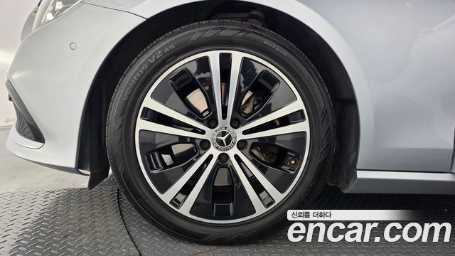 Mercedes-Benz E-Class (W213) E250 Avantgarde 2021 — фото 5