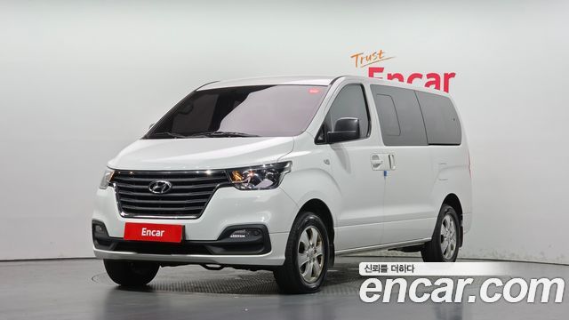 Hyundai Grand Starex 4WD Wagon 12-Seater Smart 2019 — фото 1
