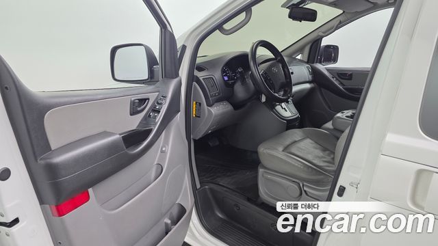 Hyundai Grand Starex 4WD Wagon 12-Seater Smart 2019 — фото 10