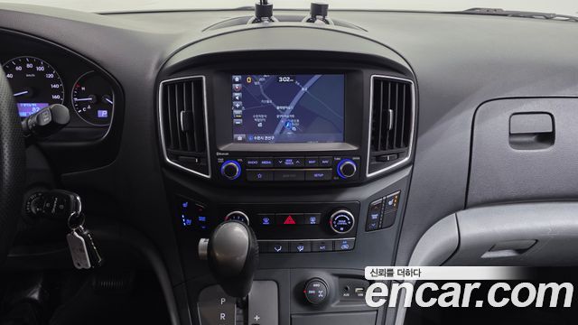 Hyundai Grand Starex 4WD Wagon 12-Seater Smart 2019 — фото 14