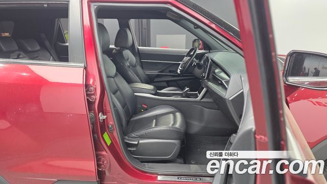 KG Mobility (SsangYong) Torres Gasoline 1.5 4WD T7 2023 — фото 11
