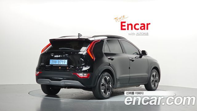 Kia Niro EV Air 2023 — фото 2