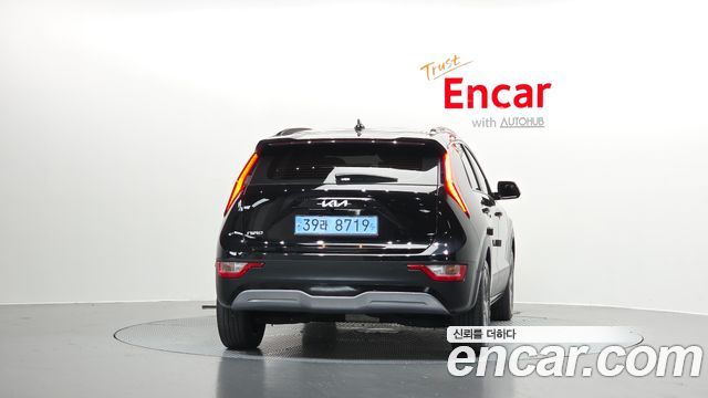 Kia Niro EV Air 2023 — фото 4