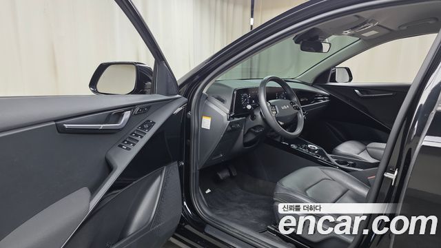 Kia Niro EV Air 2023 — фото 10