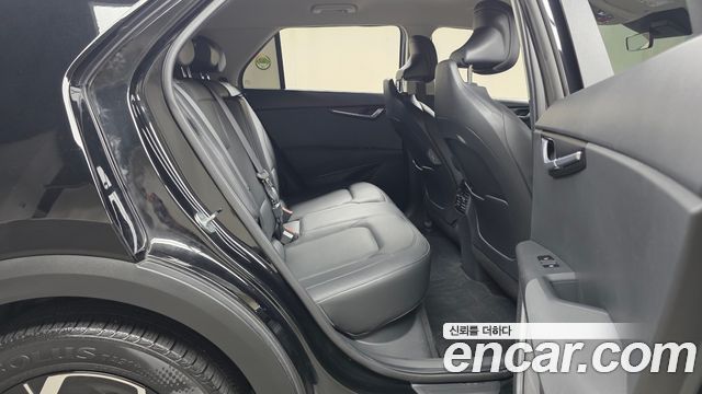 Kia Niro EV Air 2023 — фото 11