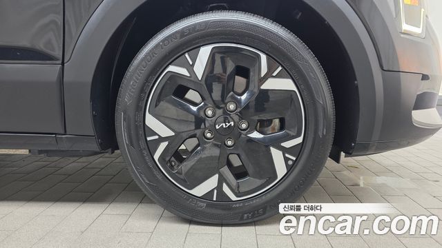 Kia Niro EV Air 2023 — фото 21