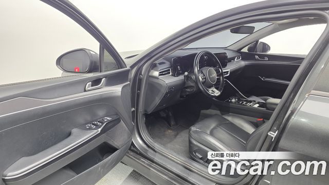 Kia K5 (III) 2.0 Prestige 2022 — фото 10