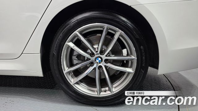 BMW 5 Series (G30) 520d xDrive M Sport Package Plus 2017 — фото 21