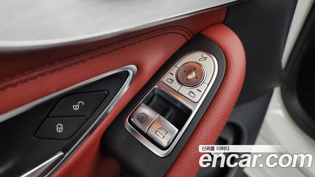 Mercedes-Benz C-Class (W205) C200 Coupe 2018 — фото 36