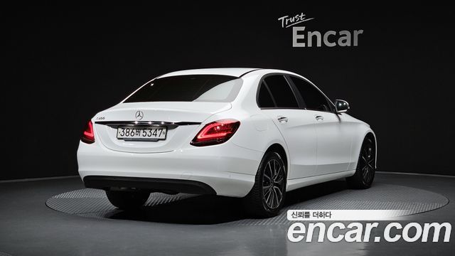 Mercedes-Benz C-Class (W205) C200 2019 — фото 2