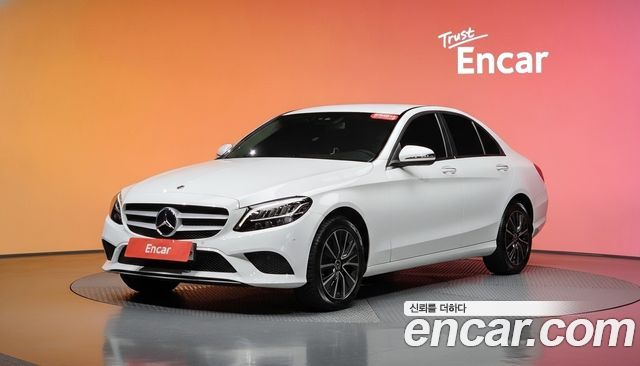 Mercedes-Benz C-Class (W205) C200 2019 — фото 1