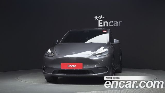 Tesla Model Y Long Range AWD 2021 — фото 3