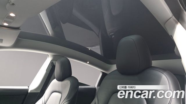 Tesla Model Y Long Range AWD 2021 — фото 21