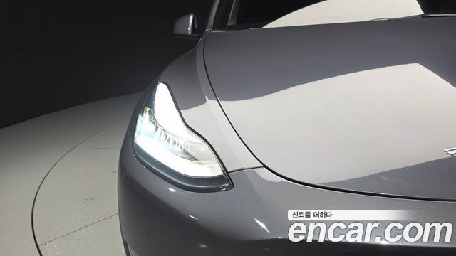 Tesla Model Y Long Range AWD 2021 — фото 28