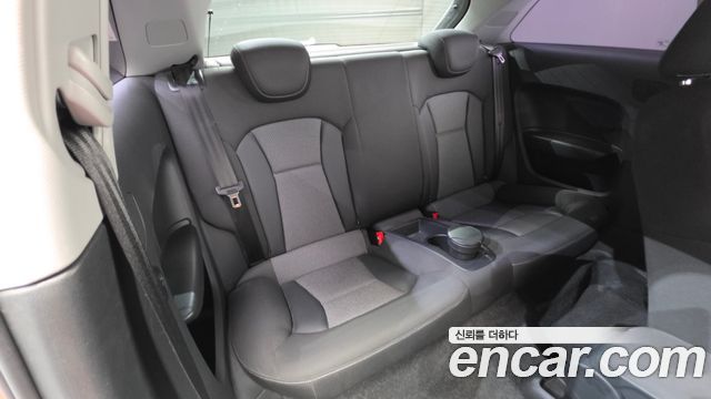 Audi A1 30 TDI Sport 2015 — фото 12