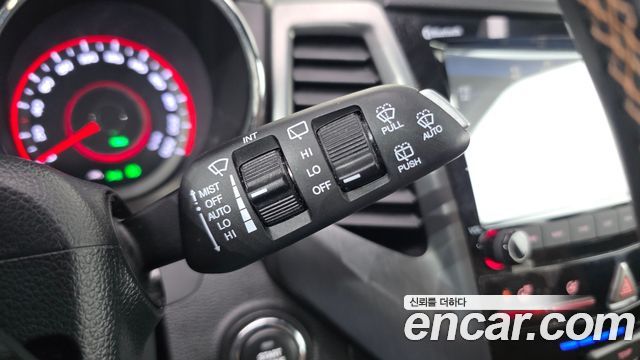 KG Mobility (SsangYong) Tivoli Armor Gear Plus 2WD 2019 — фото 14