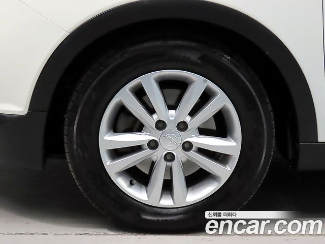 KG Mobility (SsangYong) Tivoli Diesel TX 2WD 2017 — фото 5
