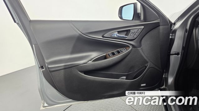 Chevrolet Malibu 1.5 Turbo LTZ Premium Safety 2017 — фото 24