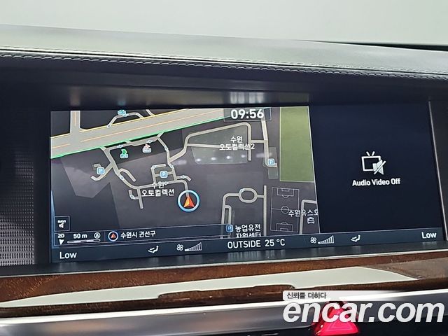 Genesis EQ900 5.0 GDI AWD Limousine Prestige 2016 — фото 20