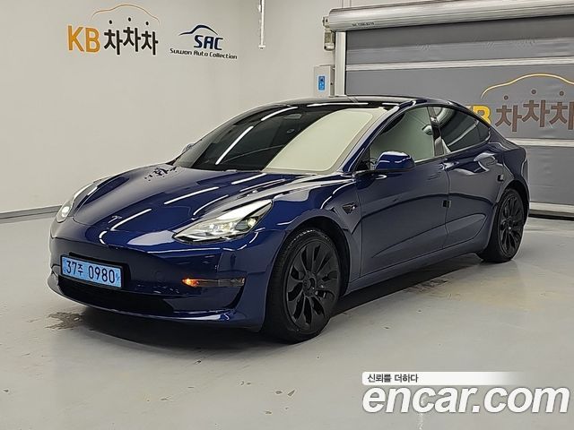 Tesla Model 3 RWD 2022 — фото 1