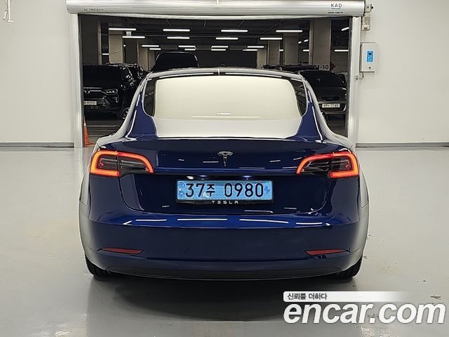 Tesla Model 3 RWD 2022 — фото 4