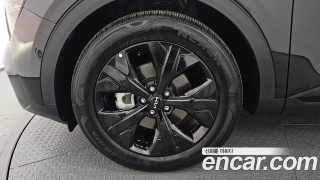 Kia Sportage (V) Gasoline 1.6 Turbo 4WD 30TH Edition 2024 — фото 5